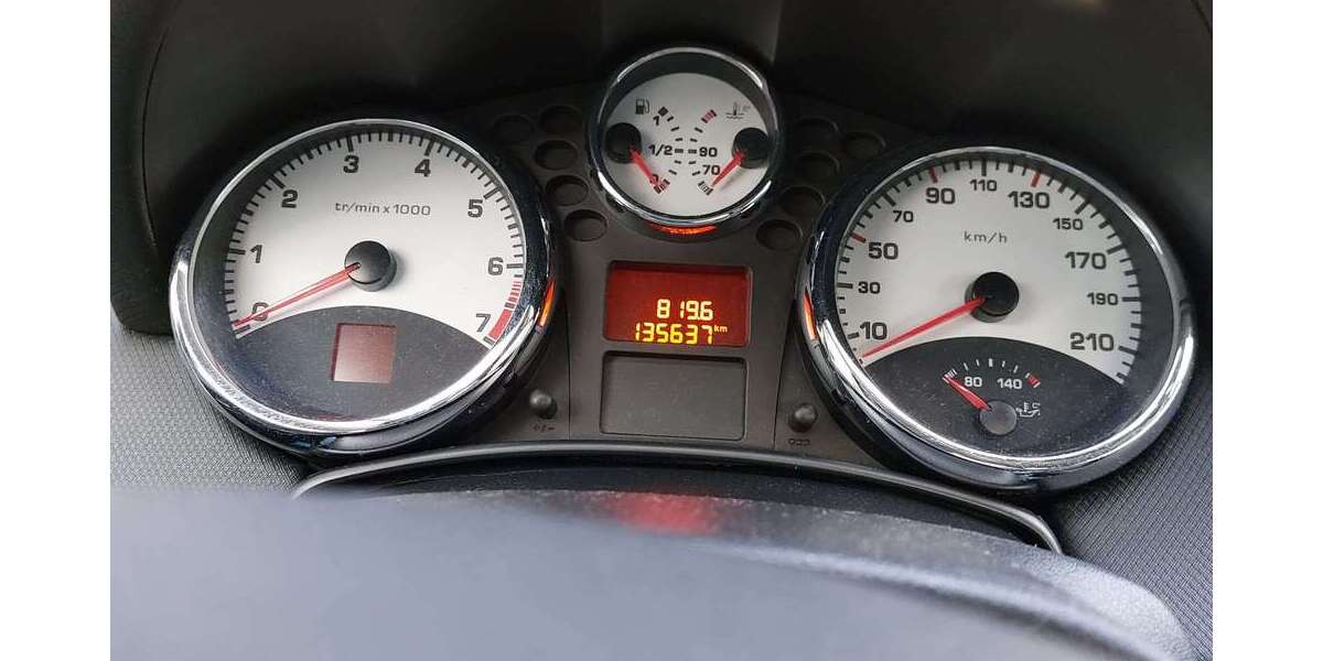 Peugeot 207 135.640 km 4.600 &euro; Bretten, Stadt 75015