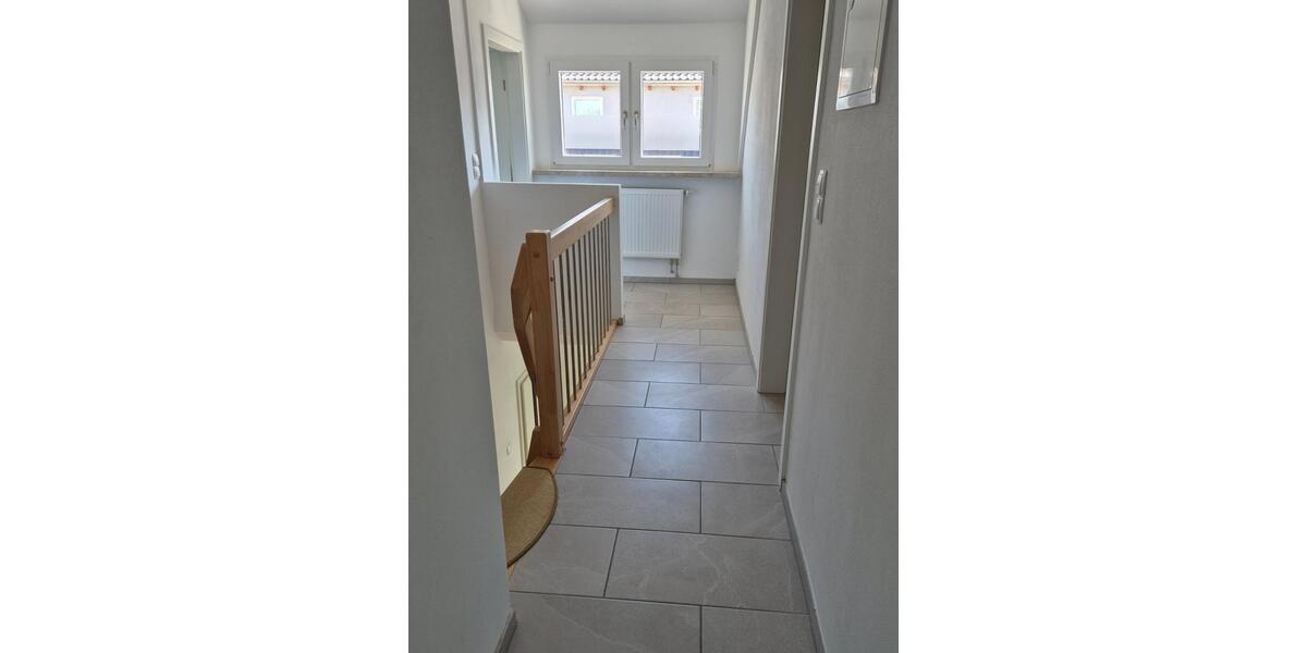 Doppelhaushälfte Bretten - 5 Zimmer, 90 m&sup2;, 445.000&euro; | Angebot:25063292