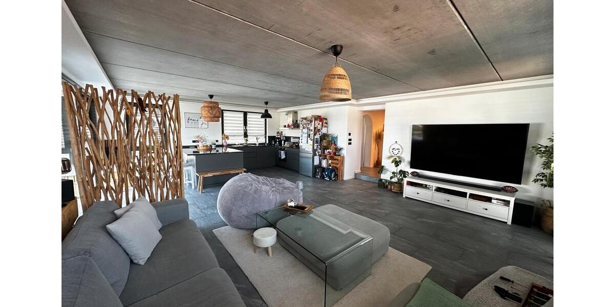 Etagenwohnung Wiesloch - 5.5 Zimmer, 128 m&sup2;, 1.900&euro; | Angebot:25626361