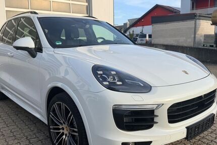 Porsche Cayenne 147.800 km 51.890 &euro; Neckarwestheim 74382