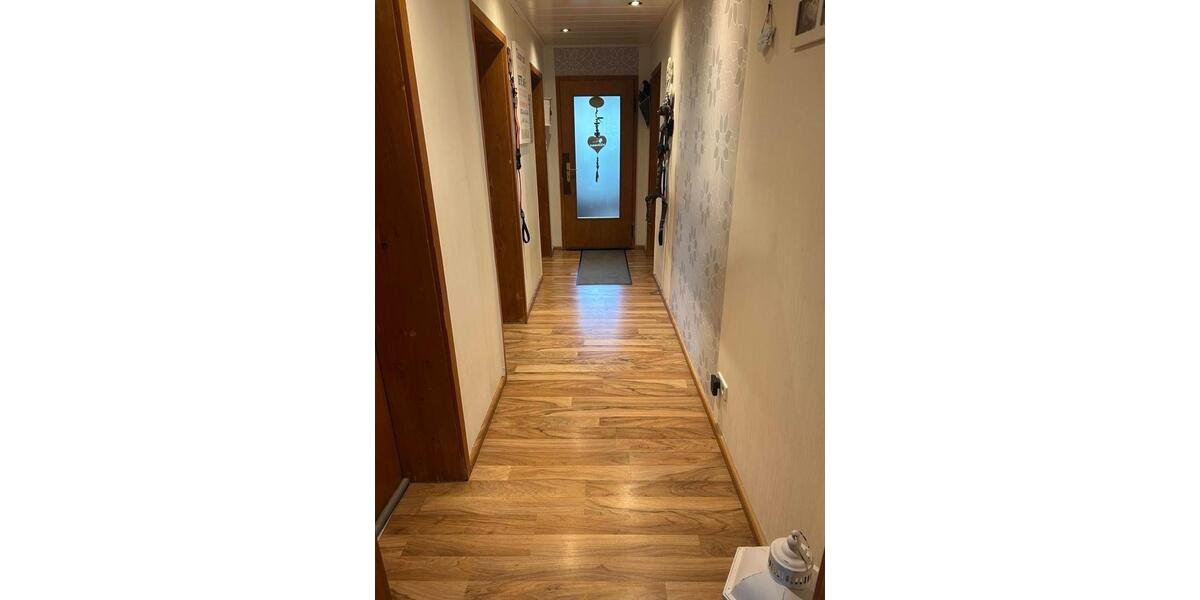 Einfamilienhaus Sinsheim - 12 Zimmer, 255 m&sup2;, 580.000&euro; | Angebot:22956845