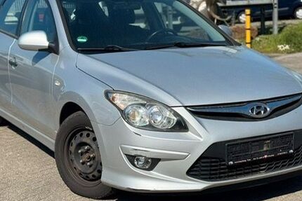 Hyundai i30 205.000 km 1.399 &euro; Bruchsal 76646