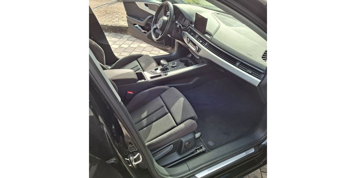 Audi A4 129.500 km 20.750 &euro; Neulingen 75245