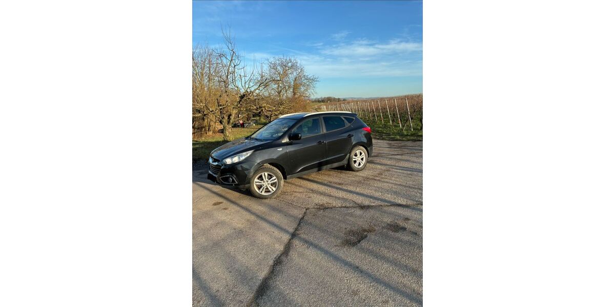 Hyundai ix35 103.100 km 6.900 &euro; Brackenheim 74336