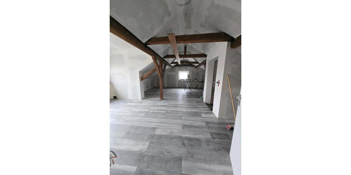 Maisonettenwohnung Kraichtal - 5.5 Zimmer, 135 m&sup2;, 1.200&euro; | Angebot:26317427