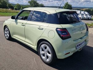 Suzuki Swift 1.2 Hybrid CVT Comfort 6 Jahre Garantie 2.500 km 21.850 &euro; Obrigheim-Asbach 74847