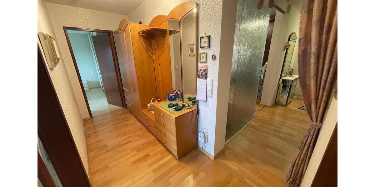 Etagenwohnung Heilbronn Kernstadt - 4.5 Zimmer, 96 m&sup2;, 375.000&euro; | Angebot:25644988