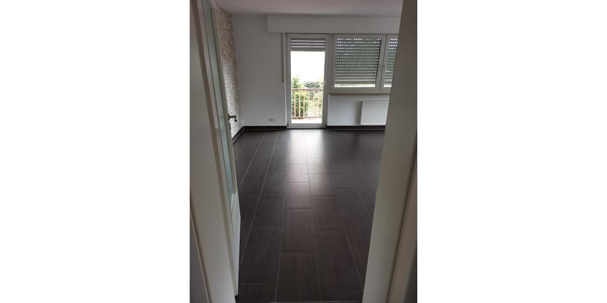 Erdgeschoßwohnung Nußloch - 4 Zimmer, 97 m&sup2;, 1.225&euro; | Angebot:25893596