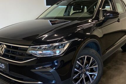 VW Tiguan 84.328 km 23.450 &euro; Bretten 75015