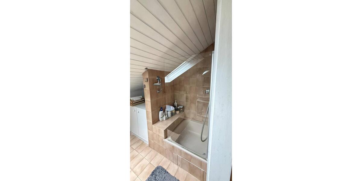 Dachgeschoßwohnung Eppingen - 2.5 Zimmer, 55 m&sup2;, 650&euro; | Angebot:25615136