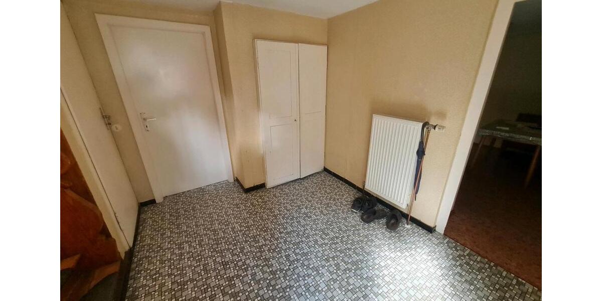 Einfamilienhaus Neckargemünd - 10 Zimmer, 143 m&sup2;, 259.000&euro; | Angebot:26493576