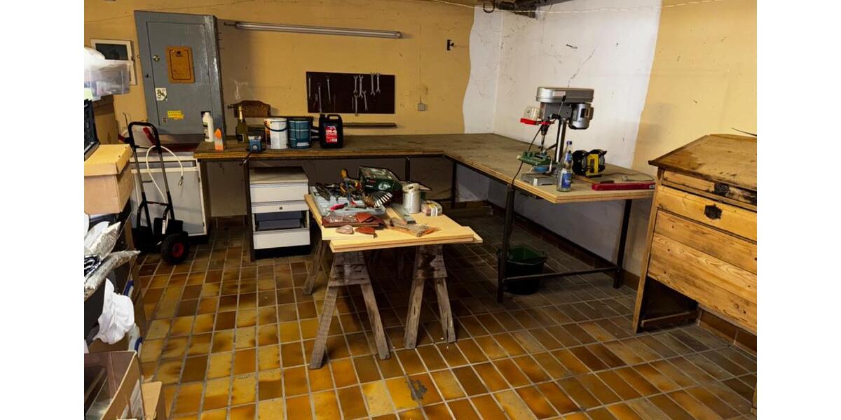 Einfamilienhaus Sinsheim - 12 Zimmer, 255 m&sup2;, 580.000&euro; | Angebot:22956845