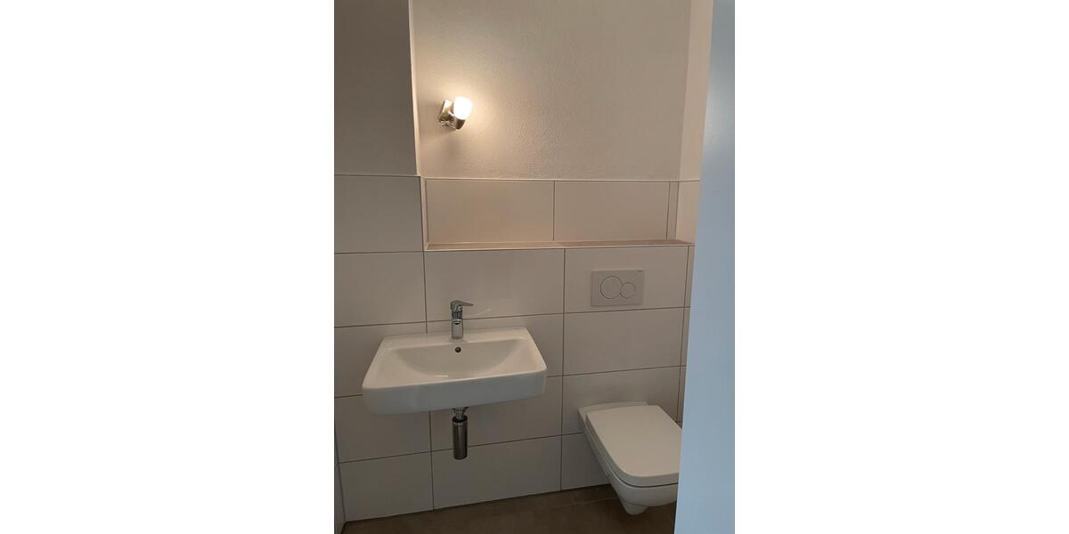 Dachgeschoßwohnung Leimen - 3 Zimmer, 77 m&sup2;, 1.160&euro; | Angebot:26600810