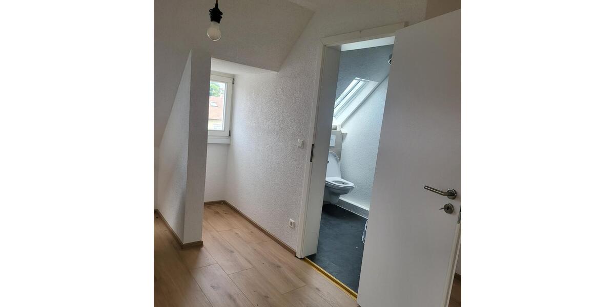 Dachgeschoßwohnung Heilbronn Böckingen - 2 Zimmer, 47 m&sup2;, 650&euro; | Angebot:25710218