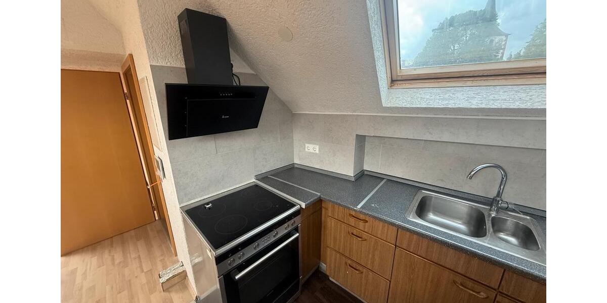Dachgeschoßwohnung Sternenfels - 2 Zimmer, 68 m&sup2;, 550&euro; | Angebot:26569610