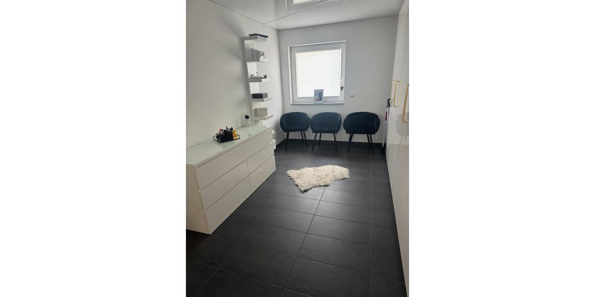 Etagenwohnung Forst - 4 Zimmer, 102 m&sup2;, 619.000&euro; | Angebot:27264415