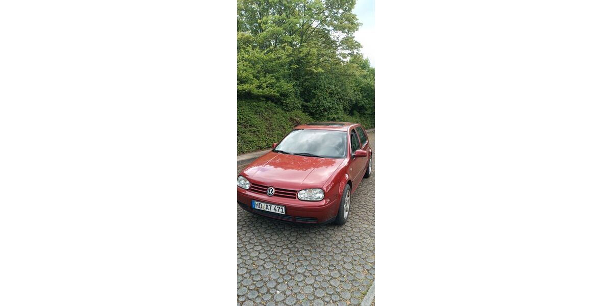 VW Golf 296.200 km 1.190 &euro; Mauer 69255