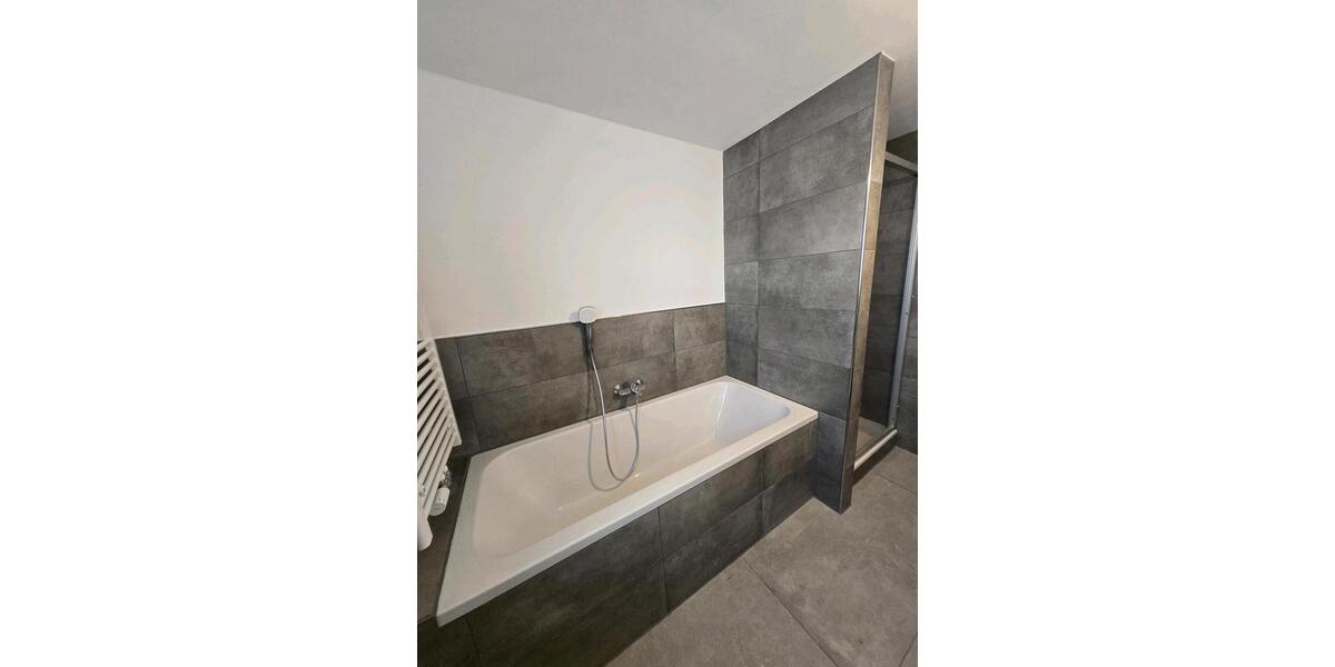 Maisonettenwohnung Kraichtal - 5.5 Zimmer, 135 m&sup2;, 1.200&euro; | Angebot:26317427