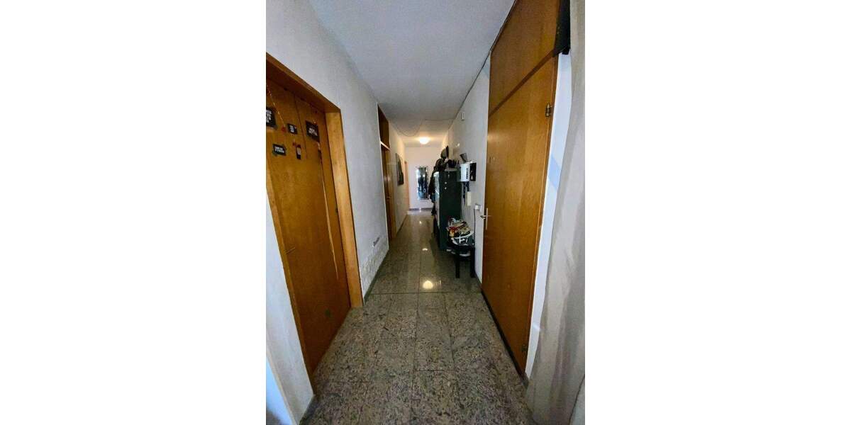 Etagenwohnung Wiesloch - 8 Zimmer, 245 m&sup2;, 499.000&euro; | Angebot:25821561