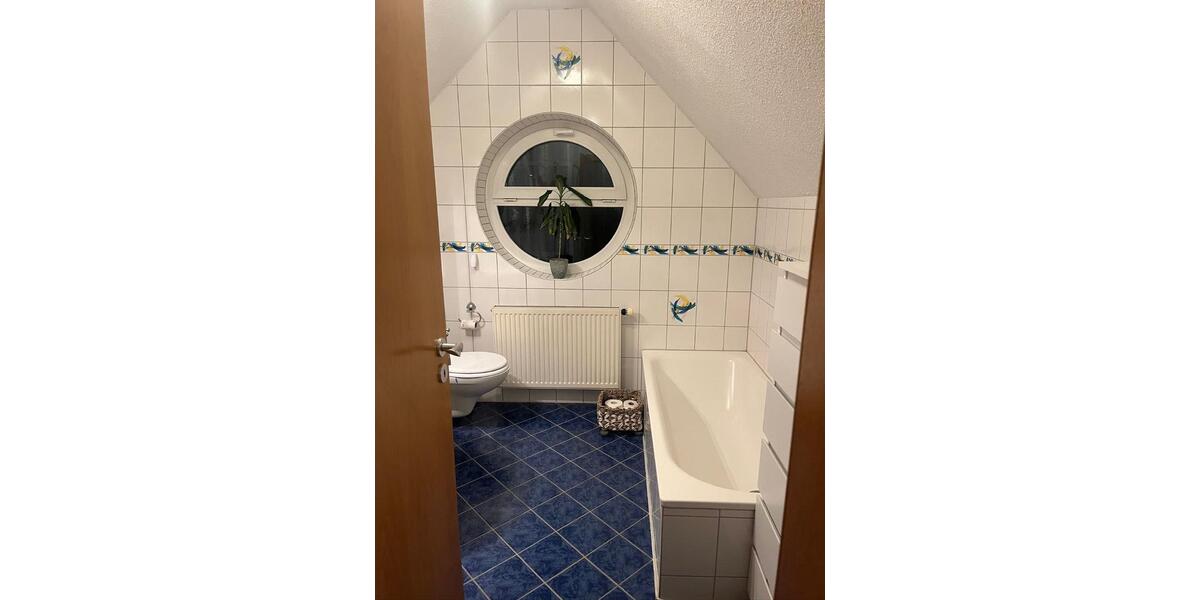 Dachgeschoßwohnung Leingarten - 2 Zimmer, 47 m&sup2;, 470&euro; | Angebot:25163223