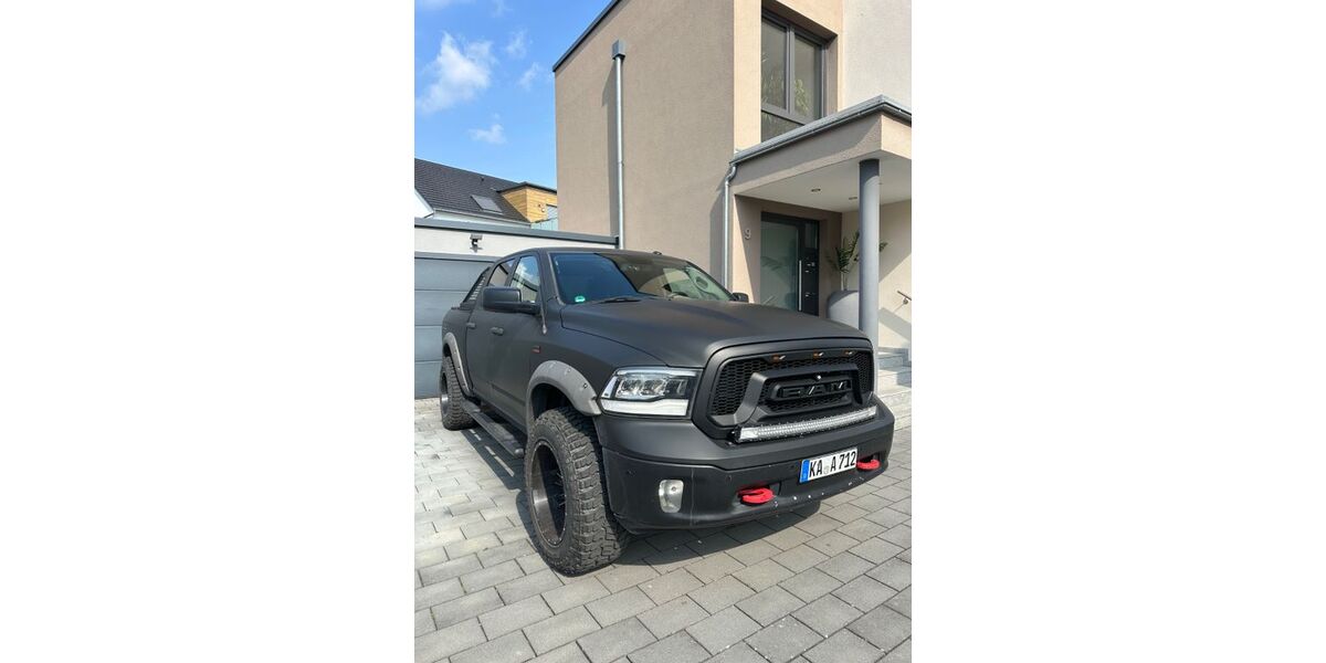 Dodge RAM 229.000 km 22.900 &euro; Karlsdorf 76689