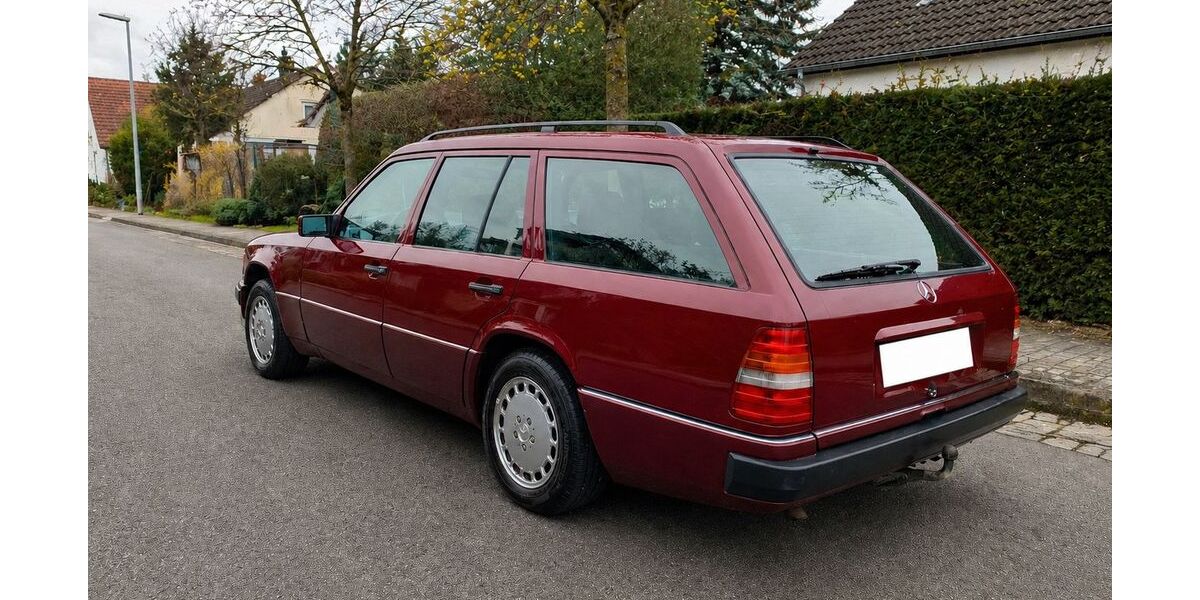 Mercedes-Benz E 200 345.000 km 3.450 &euro; Bammental 69245