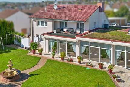 Haus Bretten - 7 Zimmer, 296 m&sup2;, 898.000&euro; | Angebot:25380429