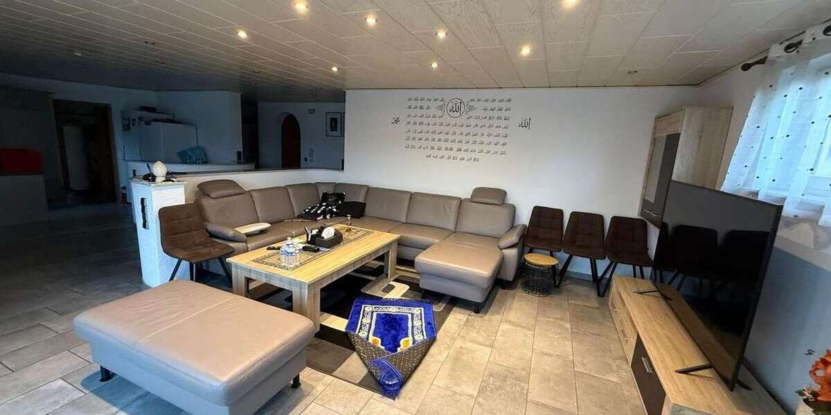 Etagenwohnung Kirchardt-Berwangen Berwangen - 3 Zimmer, 135 m&sup2;, 1.200&euro; | Angebot:25429589