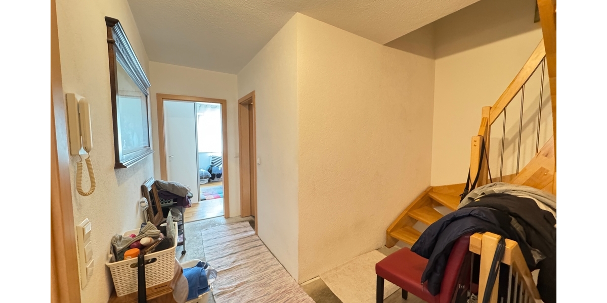 Energieeffizientes EFH mit Einliegerwohnung, Terrasse und großem Hof - Einfamilienhaus Sulzfeld | Angebot:24344056