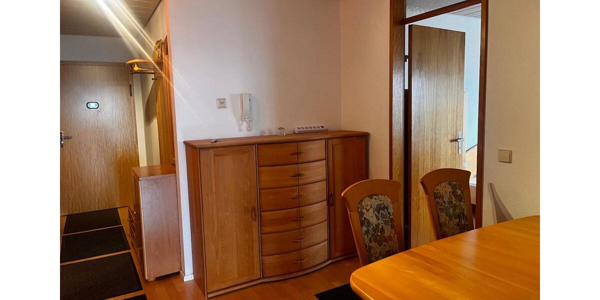 Etagenwohnung Sachsenheim - 2.5 Zimmer, 70 m&sup2;, 1.050&euro; | Angebot:25931289