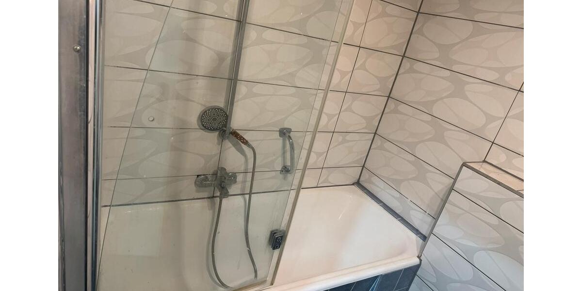 Etagenwohnung Mühlacker - 3 Zimmer, 90 m&sup2;, 850&euro; | Angebot:25903884