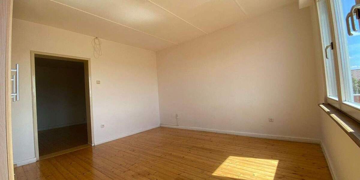 Mehrfamilienhaus, Wohnhaus Wiesloch - 7 Zimmer, 190 m&sup2;, 750.000&euro; | Angebot:25668073