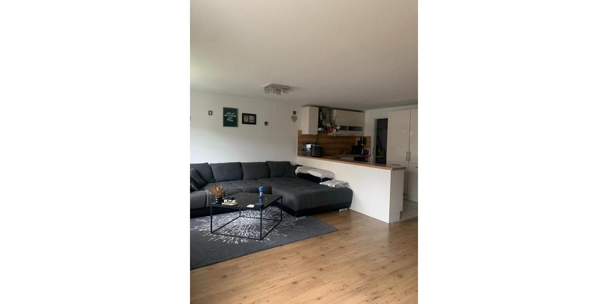Etagenwohnung Knittlingen - 2 Zimmer, 72 m&sup2;, 900&euro; | Angebot:25886778