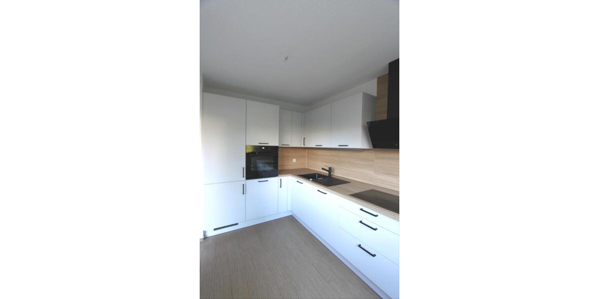 Erdgeschoßwohnung Heilbronn - 3.5 Zimmer, 116 m&sup2;, 1.390&euro; | Angebot:22605542