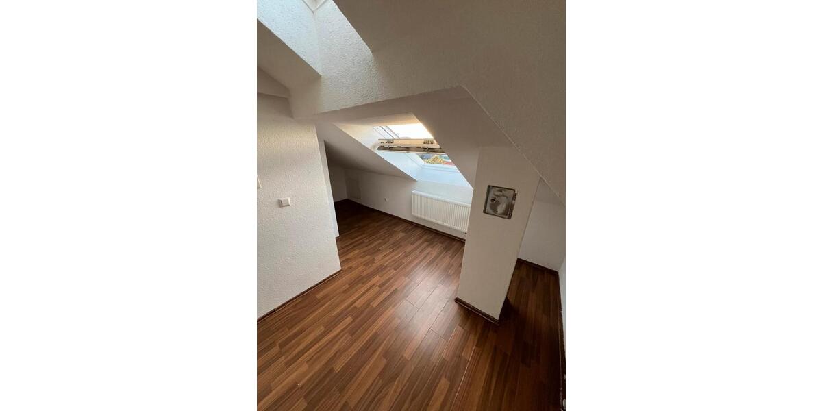 Dachgeschoßwohnung Heilbronn Kernstadt - 3 Zimmer, 80 m&sup2;, 1.100&euro; | Angebot:25544587