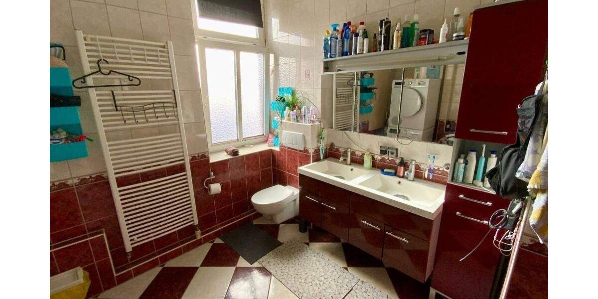 Etagenwohnung Wiesloch - 8 Zimmer, 245 m&sup2;, 499.000&euro; | Angebot:25821561