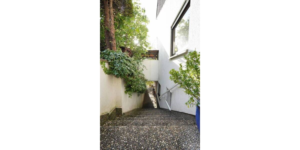 Doppelhaushälfte Leimen - 7 Zimmer, 207 m&sup2;, 699.000&euro; | Angebot:25706294