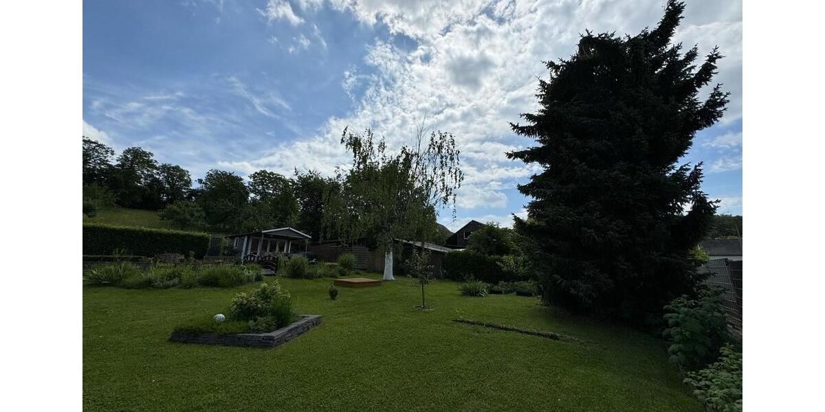 Einfamilienhaus Bretten - 7 Zimmer, 283 m&sup2;, 670.000&euro; | Angebot:25147844