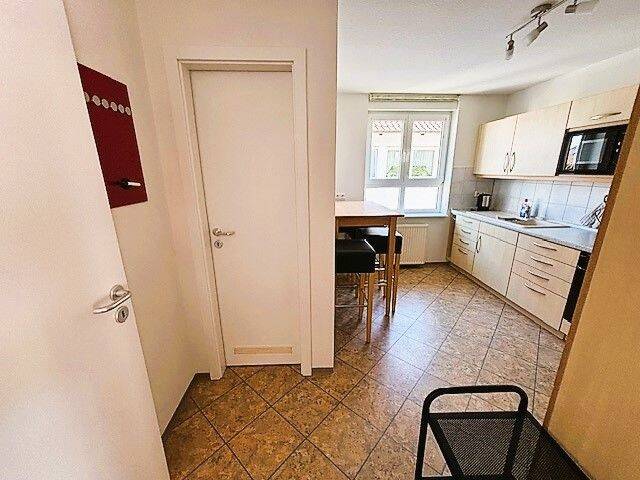Etagenwohnung Untereisesheim - 2 Zimmer, 75 m&sup2;, 830&euro; | Angebot:26015719