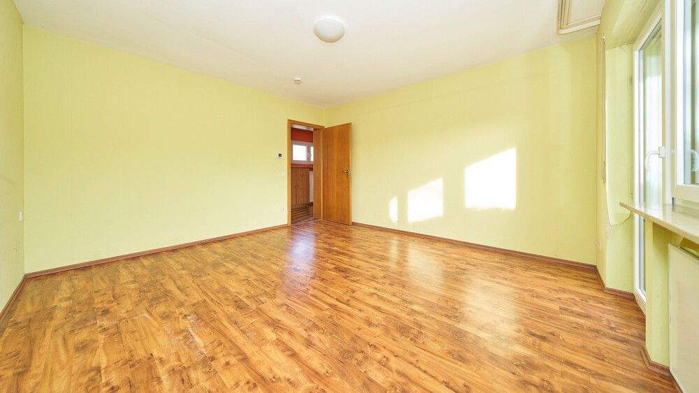 Bungalow Vaihingen an der Enz / Roßwag Roßwag - 7 Zimmer, 208 m&sup2;, 635.000&euro; | Angebot:25697225