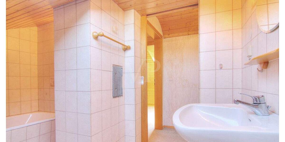 Einfamilienhaus Oedheim - 6 Zimmer, 134 m&sup2;, 395.000&euro; | Angebot:25674975