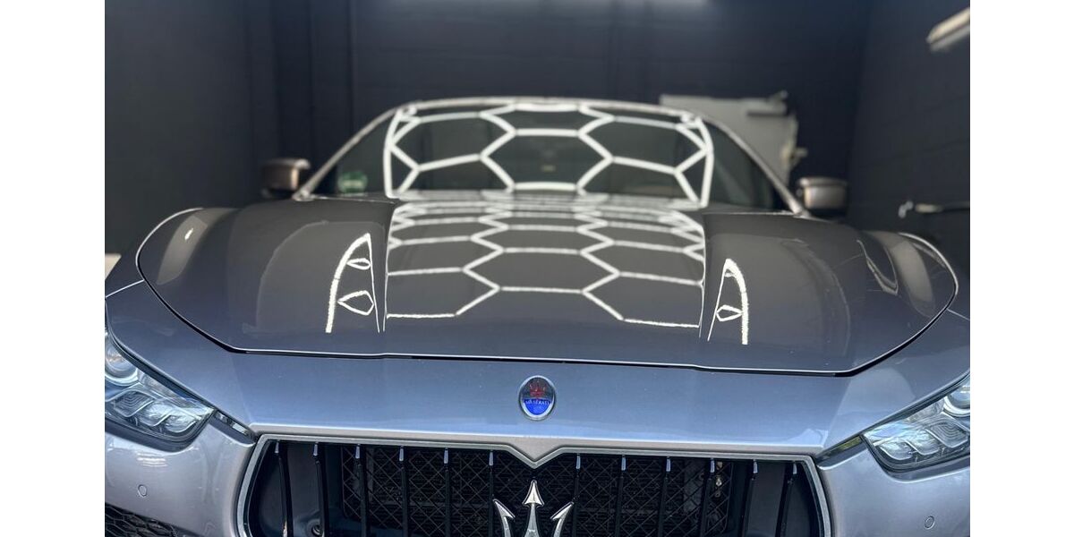 Maserati Ghibli 144.236 km 19.999 &euro; Forst 76694