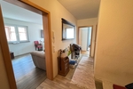 Energieeffizientes EFH mit Einliegerwohnung, Terrasse und großem Hof - Einfamilienhaus Sulzfeld | Angebot:24344056
