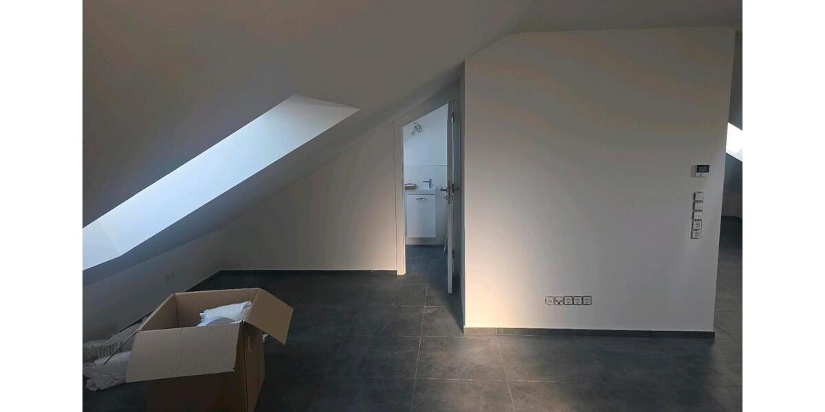 Dachgeschoßwohnung Bietigheim-Bissingen Bissingen - 2 Zimmer, 68 m&sup2;, 1.100&euro; | Angebot:25408342