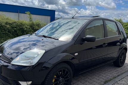 Ford Fiesta 205.253 km 1.390 &euro; Eppingen 75031