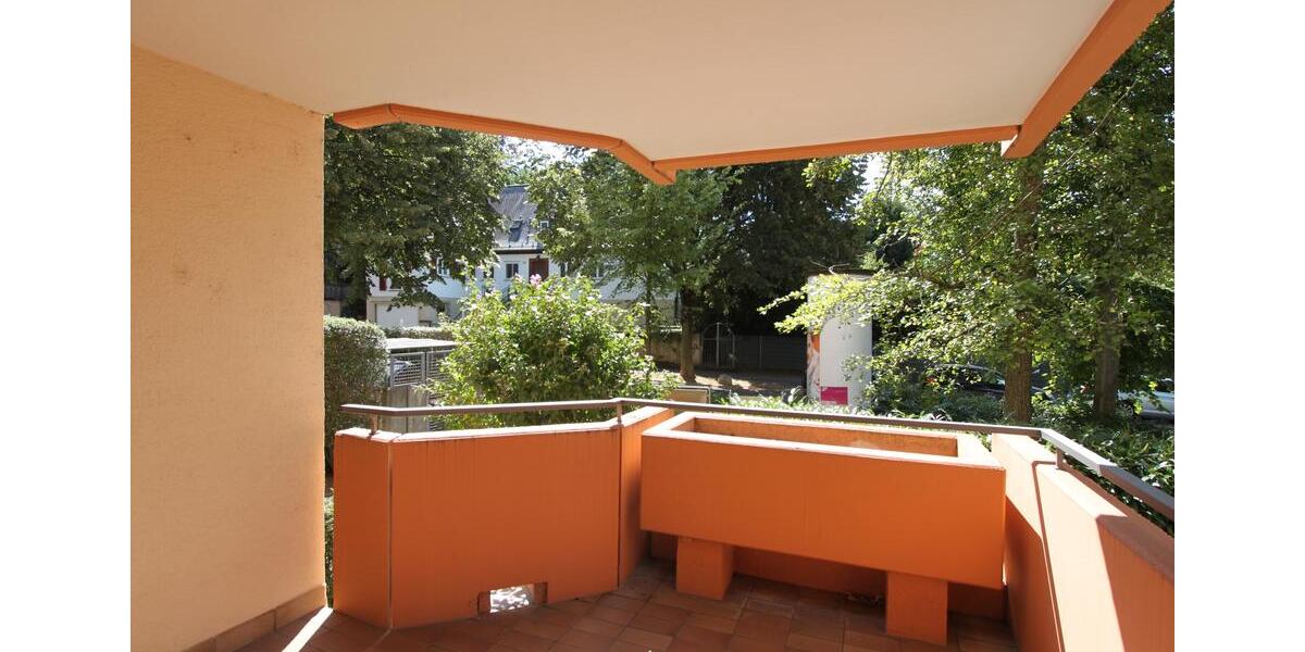 Erdgeschoßwohnung Heilbronn - 2.5 Zimmer, 101 m&sup2;, 1.200&euro; | Angebot:22360381