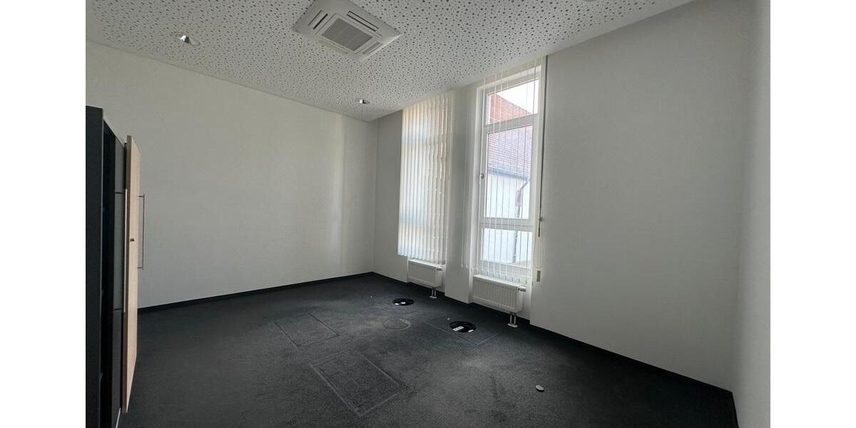 Gewerbeobjekt Heilbronn Frankenbach - 2.240&euro; | Angebot:25275820