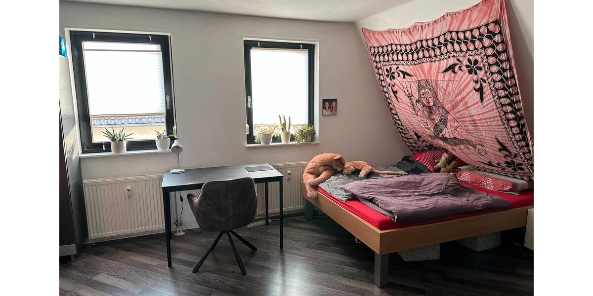 Dachgeschoßwohnung Bad Schönborn - 2 Zimmer, 74 m&sup2;, 1.268&euro; | Angebot:25725071