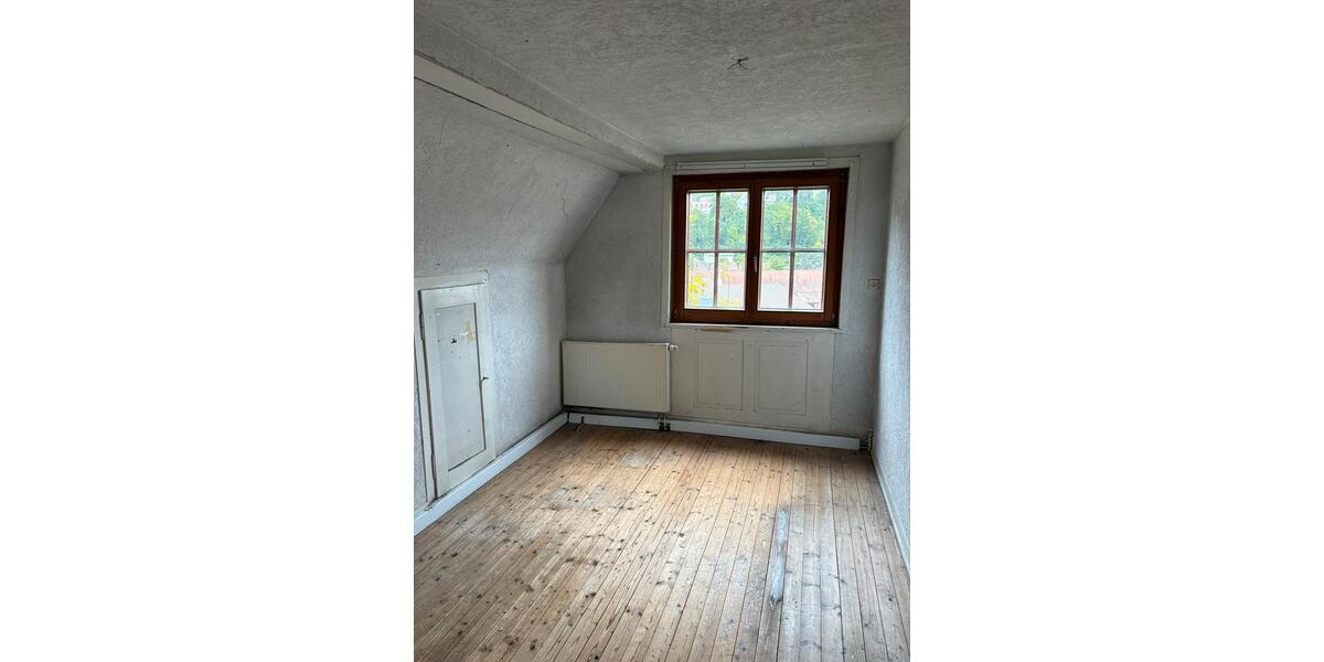 Einfamilienhaus Niefern-Öschelbronn Öschelbronn - 4 Zimmer, 120 m&sup2;, 120.000&euro; | Angebot:25087527