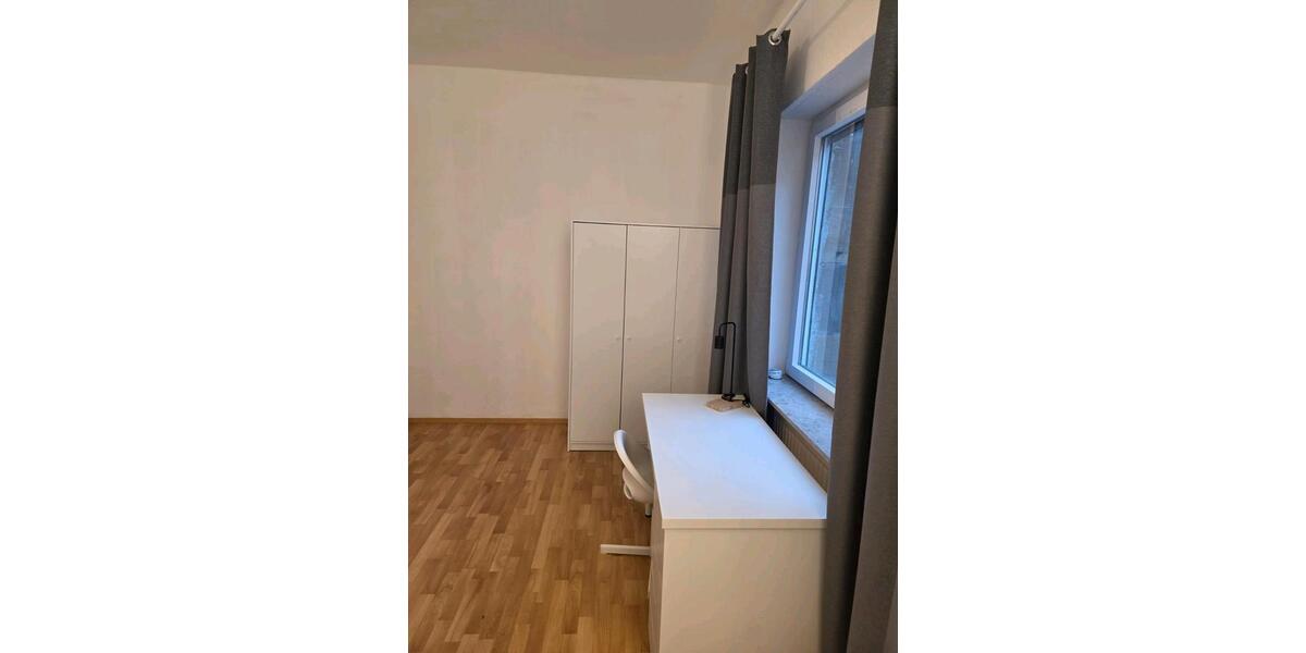 Erdgeschoßwohnung Heilbronn - 1 Zimmer, 14 m&sup2;, 450&euro; | Angebot:24818473